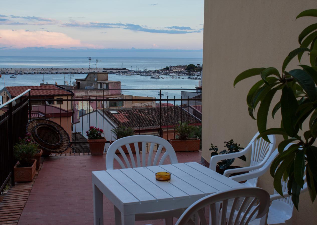 Bed & Breakfast Lighea Giardini-Naxos Kültér fotó